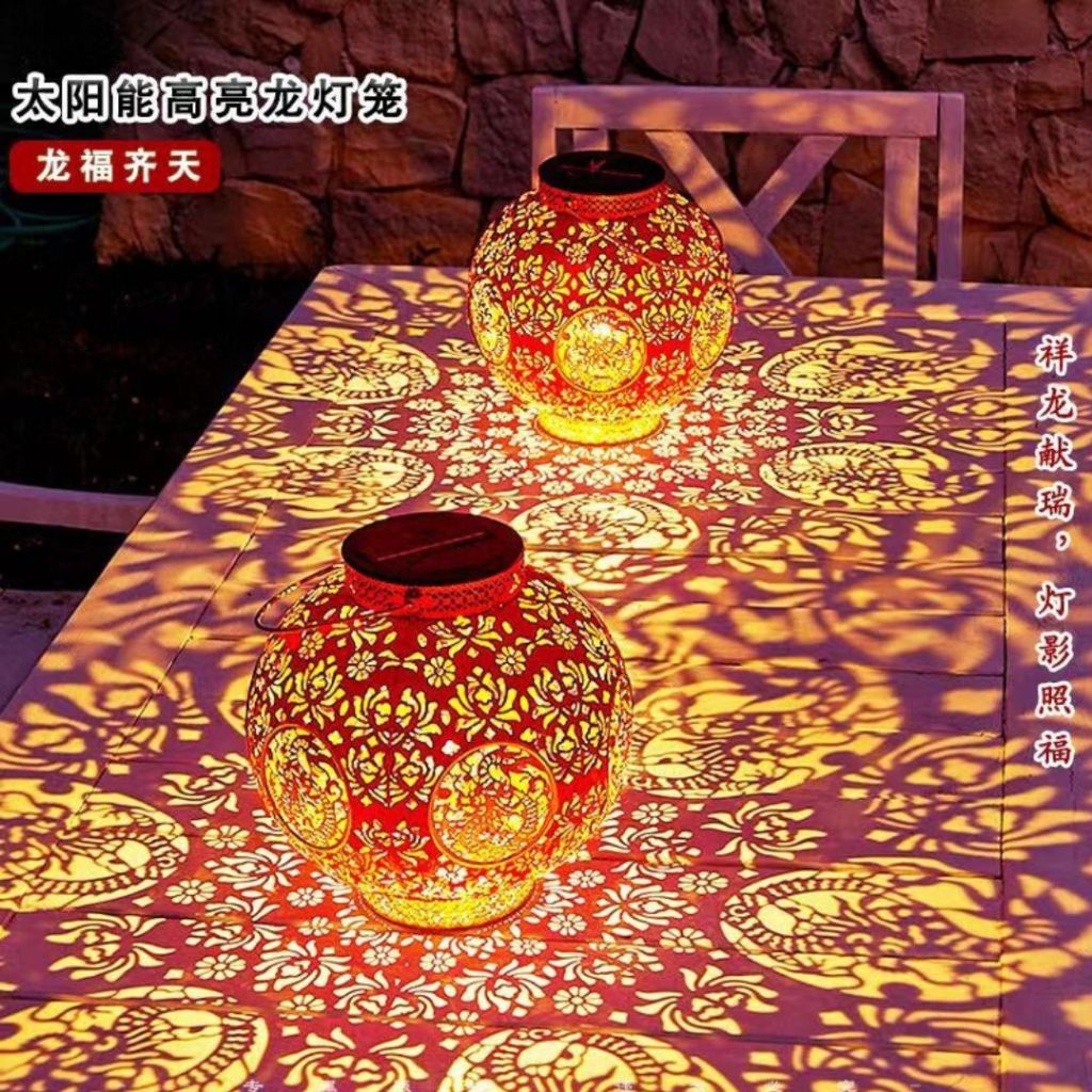 23*35cm 省电太阳能福字龙图腾新年灯笼 Solar Light Lotus Dragon Pattern Chinese New Year Lantern 防雨防晒 花园太阳能新年灯笼 Solar Light CNY Lantern